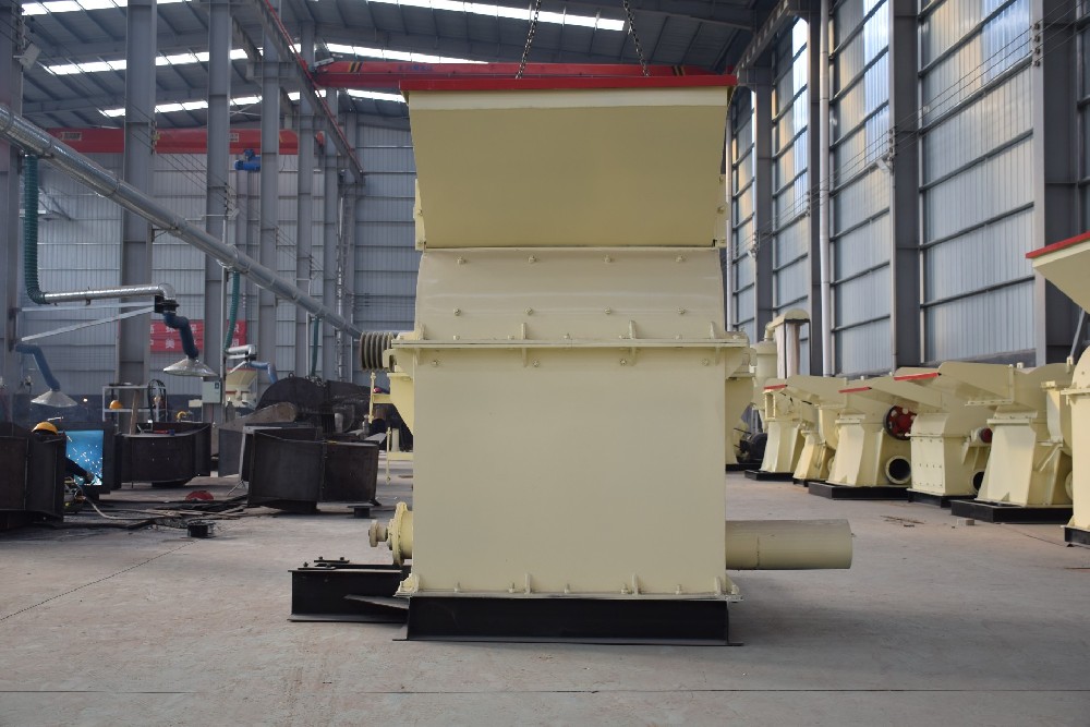 多功能木材粉碎（suì）機